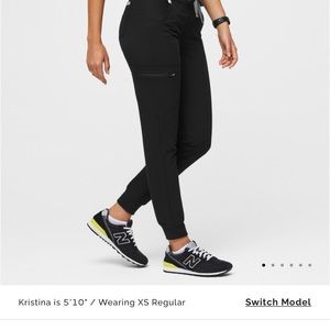 Zamora™ Jogger Scrub Pants FIGS black